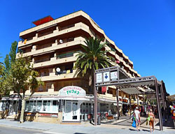 Apartamentos Azahar