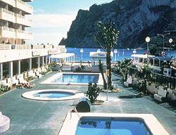 Apartamentos Esmeralda