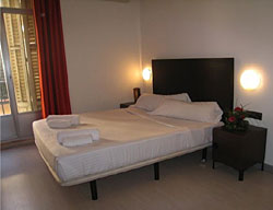 Apartamentos H2 Plaza Mayor