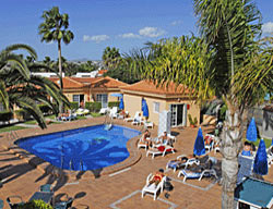 Bungalows Los Claveles Park