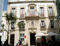 Casa De Los Leones
