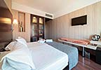Hotel Ac Salymar