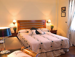Hotel Almagro Suites