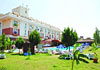 Hotel Aura Resort