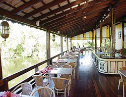 Hotel Deville Salvador