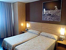 Hotel Moon