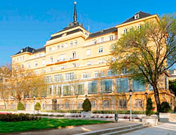 Hotel Nh Victoria Palace