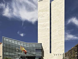 Hotel Reina Petronila